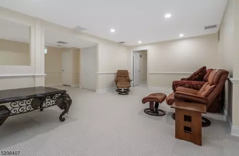 2 Saddlebrook Dr, Washington, NJ 07882 photo 32