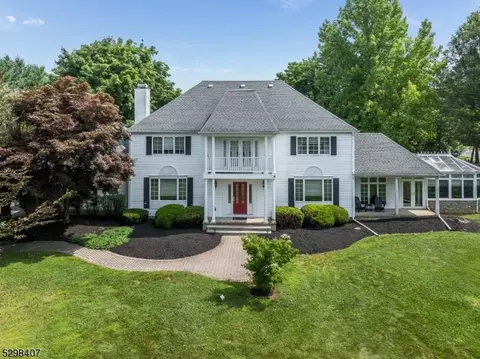 2 Saddlebrook Dr, Washington, NJ 07882 photo 2