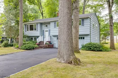 41 Robbins Ave, Berkeley Heights, NJ 07922 photo 3