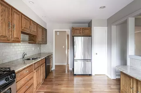 41 Robbins Ave, Berkeley Heights, NJ 07922 photo 15