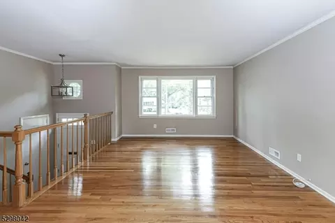 41 Robbins Ave, Berkeley Heights, NJ 07922 photo 8