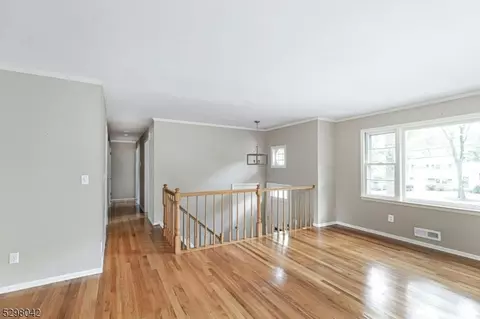 41 Robbins Ave, Berkeley Heights, NJ 07922 photo 9