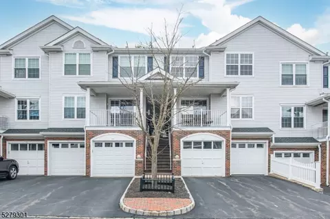 708 Buckland Ct, Denville, NJ 07834