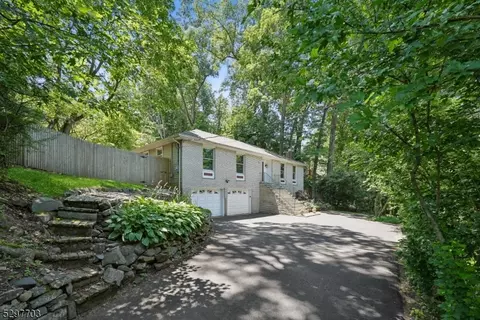75 Hickory Tavern Rd, Long Hill, NJ 07933
