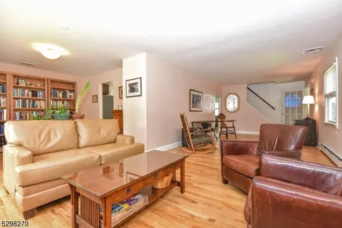 712 Paramus Rd, Paramus, NJ 07652 photo 6