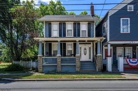320 Water St, Belvidere, NJ 07823