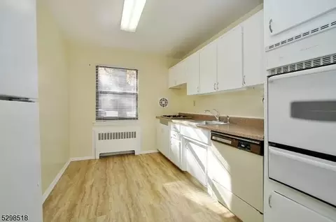 39 Sandra Cir #A1, Westfield, NJ 07090