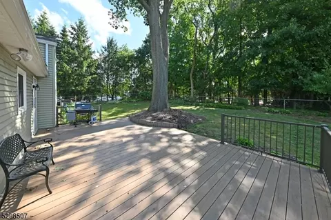 722 Chimes Rd, Paramus, NJ 07652 photo 25