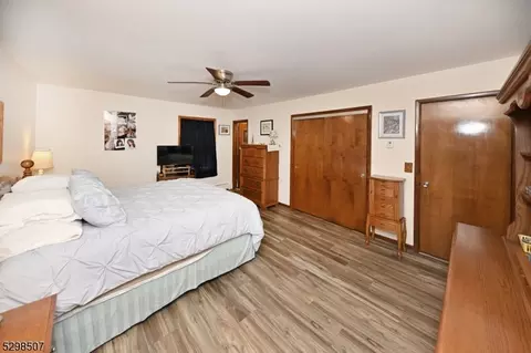 722 Chimes Rd, Paramus, NJ 07652 photo 14