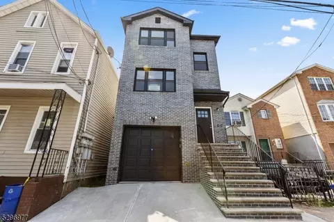 481 S 18th St #2, Newark, NJ 07103