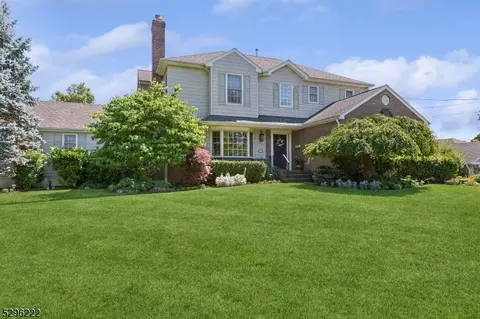 789 Muir Ter, Scotch Plains, NJ 07076