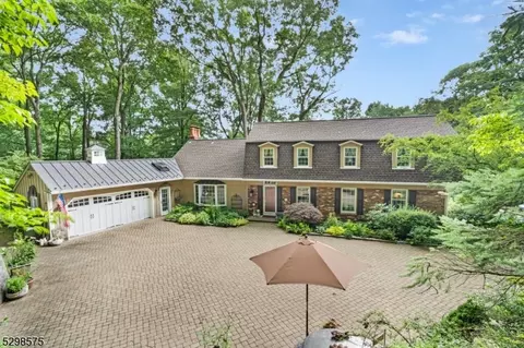 14 Horizon Dr, Mendham Twp, NJ 07945