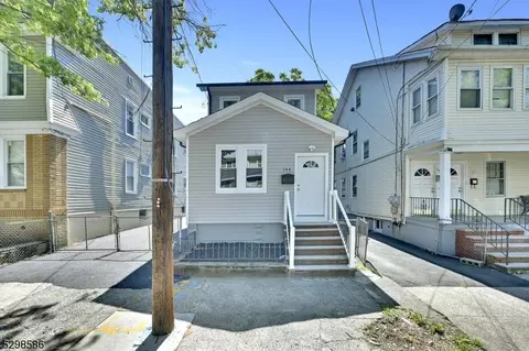 144 Norwood St, Newark, NJ 07106