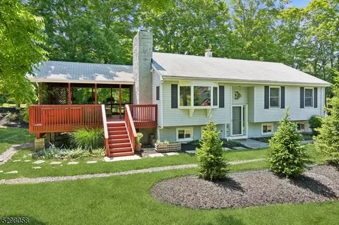2252 Brookside Dr, Bridgewater Twp, NJ 08836