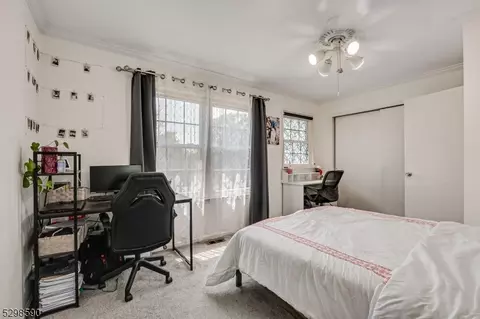 1005 Maplecrest Rd, Edison, NJ 08820 photo 33