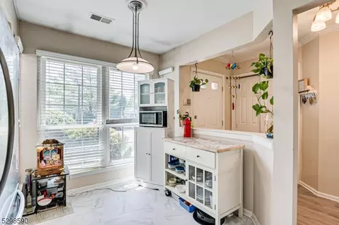 1005 Maplecrest Rd, Edison, NJ 08820 photo 14