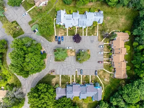 1005 Maplecrest Rd, Edison, NJ 08820 photo 41