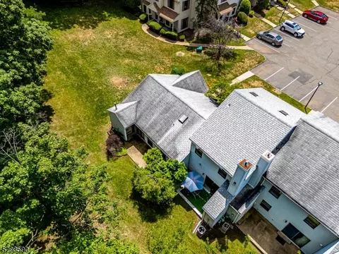1005 Maplecrest Rd, Edison, NJ 08820 photo 40