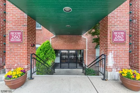 260 Main St #217, Little Falls, NJ 07424