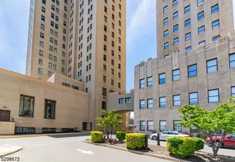4 Beacon Way #1508, Jersey City, NJ 07304