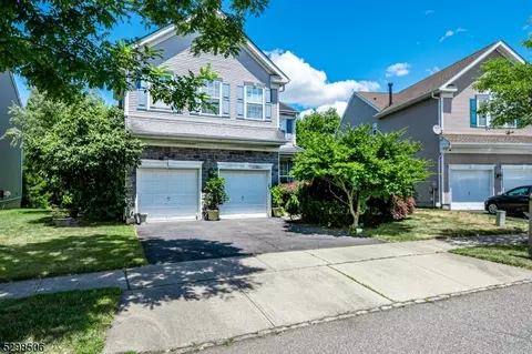 44 Fountayne Ln, Lawrence Township, NJ 08648