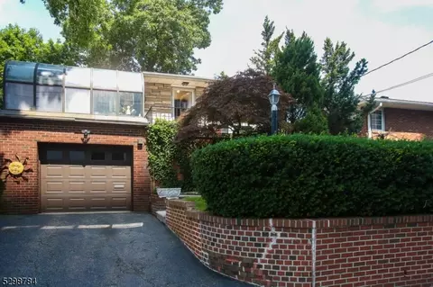 1477 Palisade Ave, Fort Lee, NJ 07024
