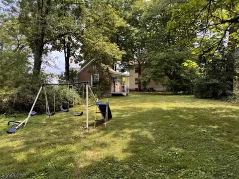 Exterior - 7 Brown St, Flemington, NJ 08822 photo 4 of 5