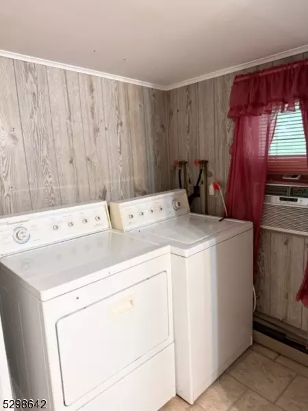 Entry Way - 7 Brown St, Flemington, NJ 08822 photo 1 of 1