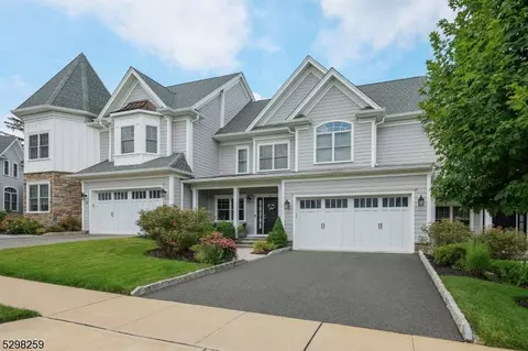 8 Park View Dr, Warren, NJ 07059