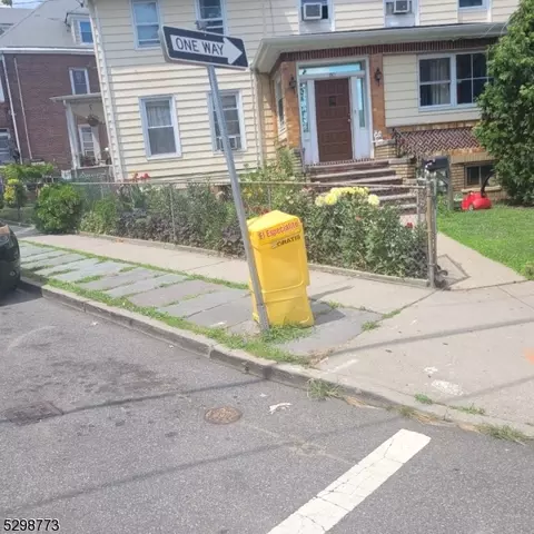 108 Park Pl, Passaic, NJ 07055
