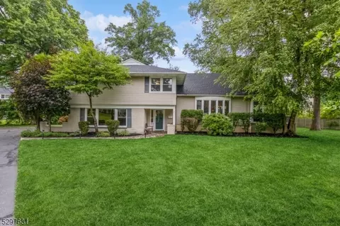 7 Radley Ct, Westfield, NJ 07090