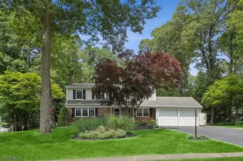 26 Ann Rd, Washington Twp, NJ 07853
