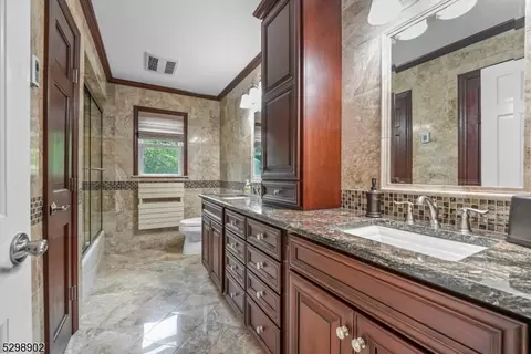 2 Karen Ct, Wayne, NJ 07470 photo 27