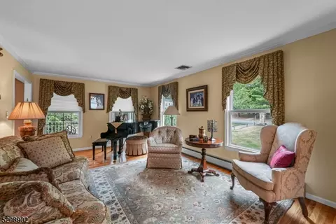 2 Karen Ct, Wayne, NJ 07470 photo 6