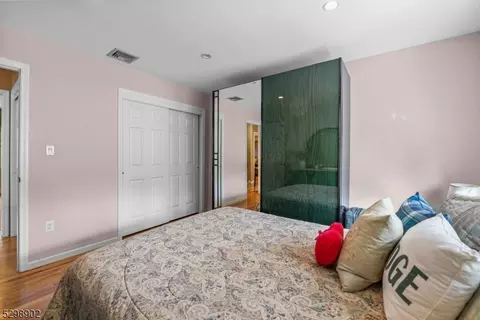 2 Karen Ct, Wayne, NJ 07470 photo 30