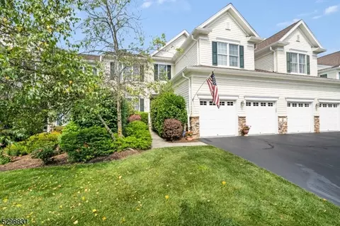 92 Mackenzie Ln, Denville, NJ 07834