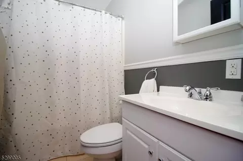 516 Centre St, Nutley, NJ 07110 photo 19
