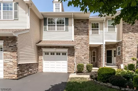 13 Scarborough Ct #13, Mount Olive, NJ 07828
