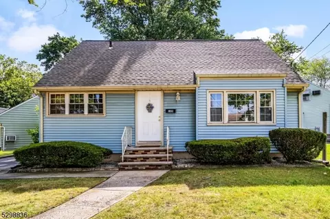 149 Independence Dr, Roselle, NJ 07203