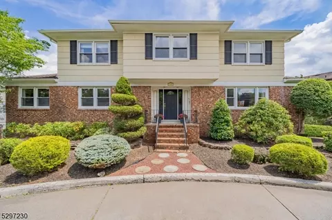 315 Greenwood Ave, Florham Park, NJ 07932