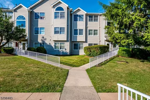 930 Edpas Rd, New Brunswick, NJ 08901