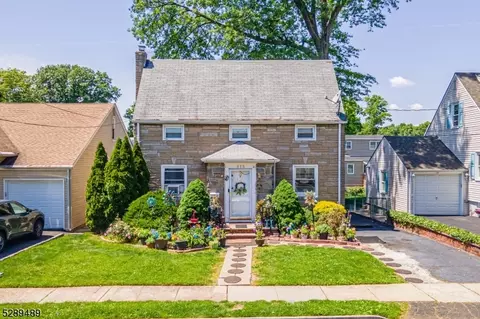 418 Fernwood Ter, Linden, NJ 07036