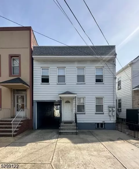 70 New York Ave, Newark, NJ 07105