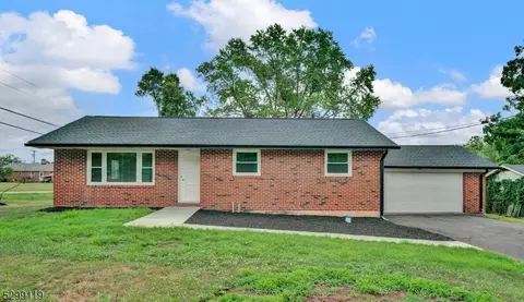 330 Spring Garden Rd, Milford, NJ 08848