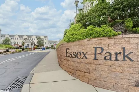 1207 Hamilton St, Belleville, NJ 07109