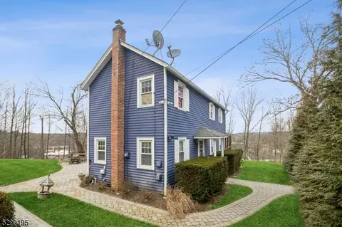 133 Espanong Rd, Jefferson, NJ 07849