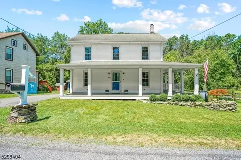 21 Landsdown Rd, Franklin Twp, NJ 08801