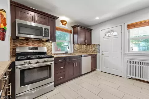 1442 E Front St, Plainfield, NJ 07062 photo 15