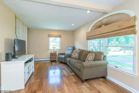 18 Stylon Rd, Wayne, NJ 07470 photo 8