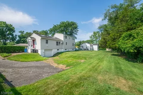 18 Stylon Rd, Wayne, NJ 07470 photo 2